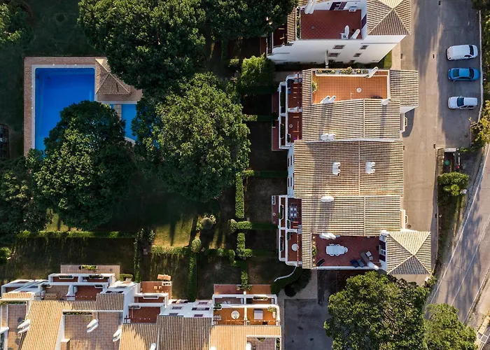 Family Pool & Terrace * Vilamoura