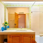 Family Pool & Terrace Daire *