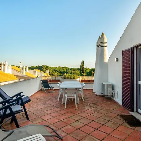 Family Pool & Terrace Vilamoura