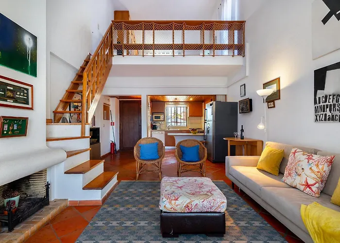 Family Pool & Terrace Apartment