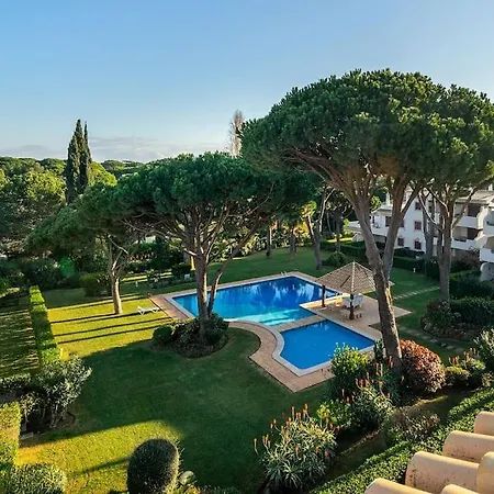 Family Pool & Terrace *